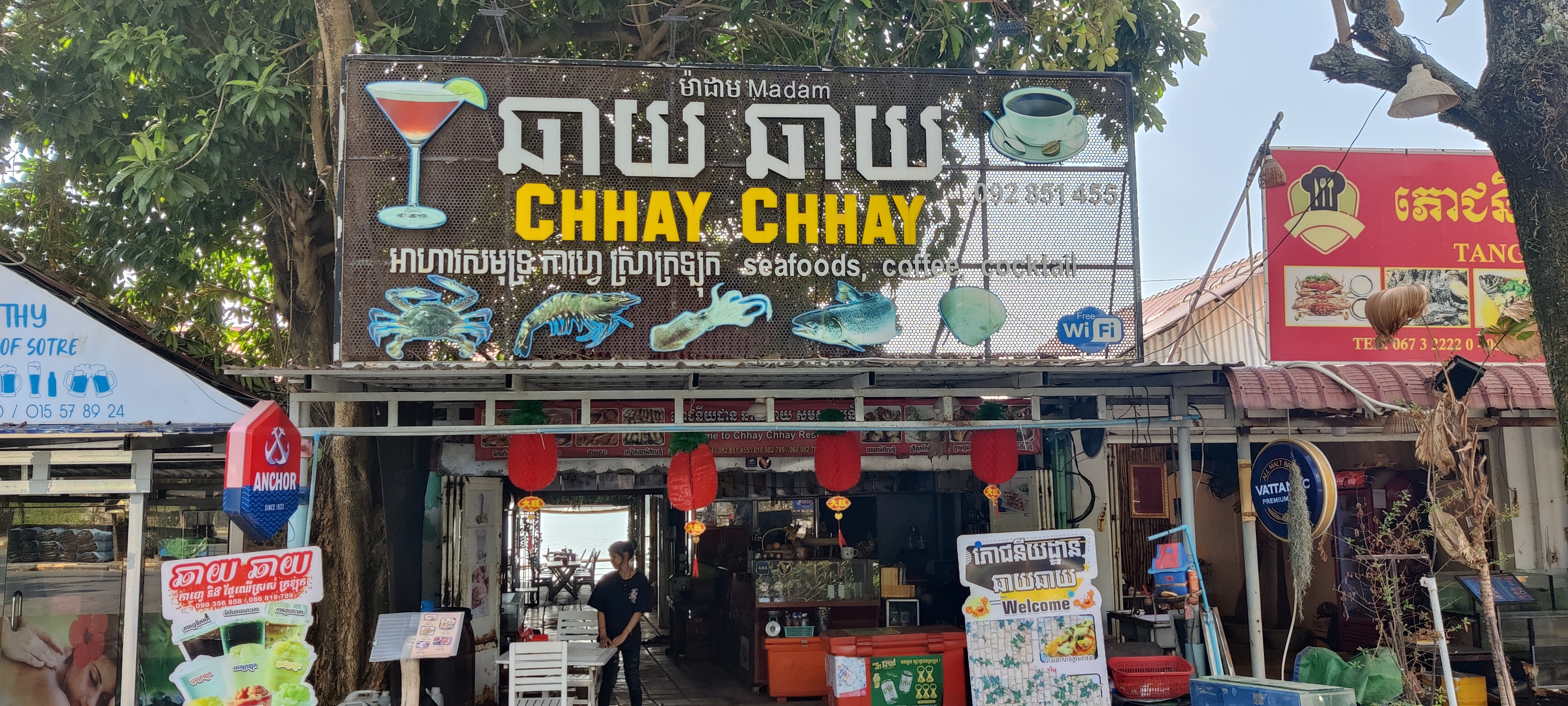 Kep seaside and the crab market